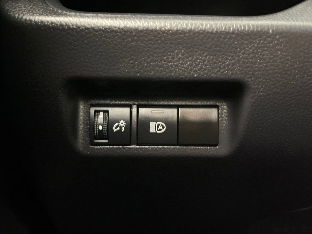 Certified 2024 Toyota RAV4 XLE image 28