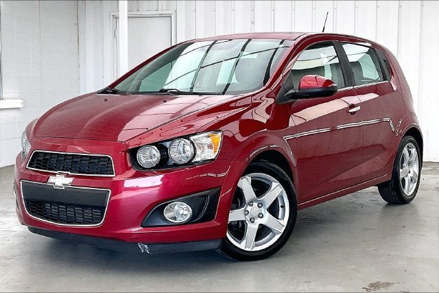 Used 2014 Chevrolet Sonic LTZ w/ Fun and Sun Package FWD image 2
