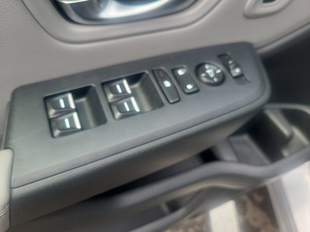 Used 2024 Honda Pilot EX-L image 16