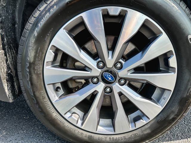 Used 2018 Subaru Outback 3.6R Touring w/ Popular Package #3 AWD/4WD image 11