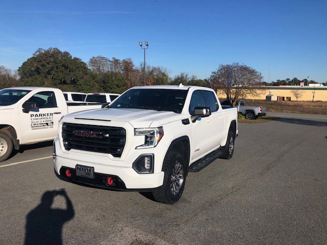 Used 2021 GMC Sierra 1500 AT4 image 2