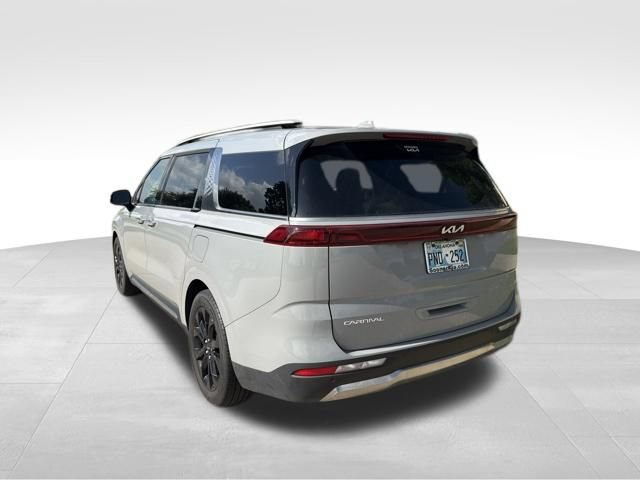Certified 2024 Kia Carnival SX FWD image 5