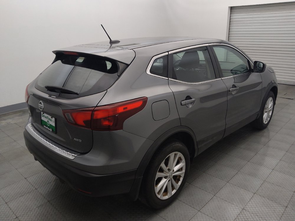 Used 2017 Nissan Rogue Sport S w/ S Appearance Package AWD/4WD image 9