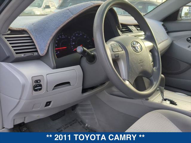 Used 2011 Toyota Camry LE FWD image 12
