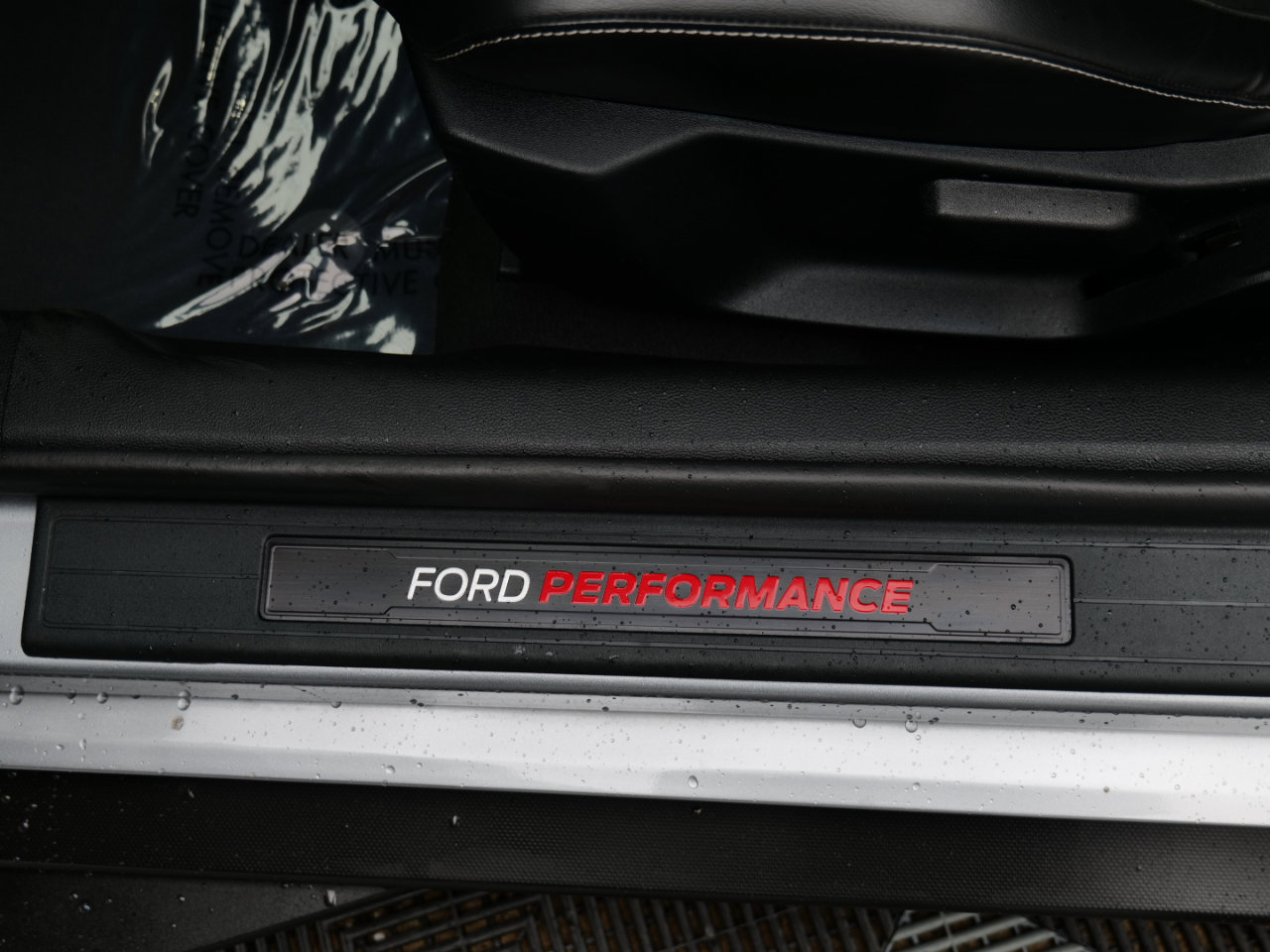 Used 2021 Ford Mustang Shelby GT500 w/ Technology Package image 13