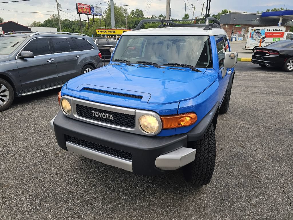 Used 2007 Toyota FJ Cruiser 4WD w/ Upgrade Pkg 1 image 3