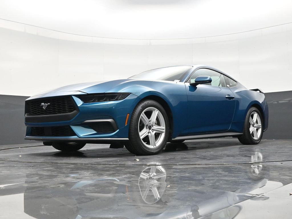 Used 2026 Ford Mustang Coupe RWD image 21