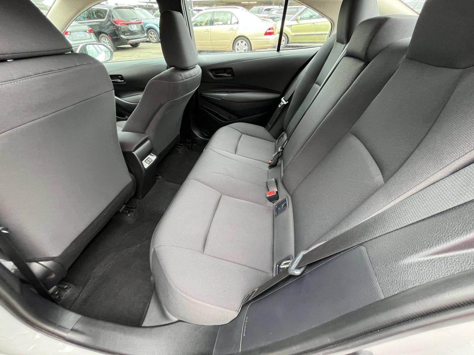 Used 2025 Toyota Corolla LE FWD image 25
