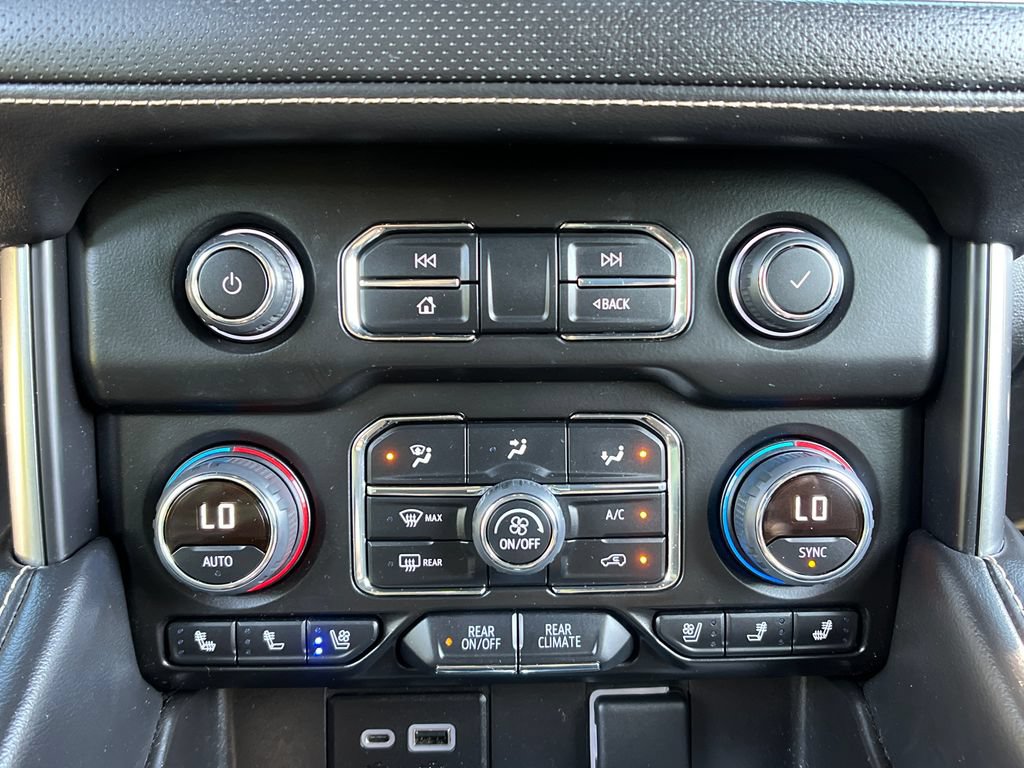 Used 2021 Chevrolet Tahoe Premier AWD/4WD image 17
