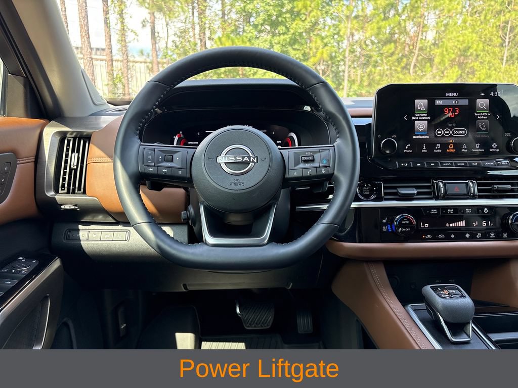 Used 2025 Nissan Pathfinder Platinum FWD image 8