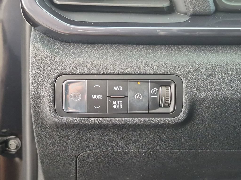 Used 2026 GMC Terrain AT4 w/ Technology Package II AWD/4WD image 20