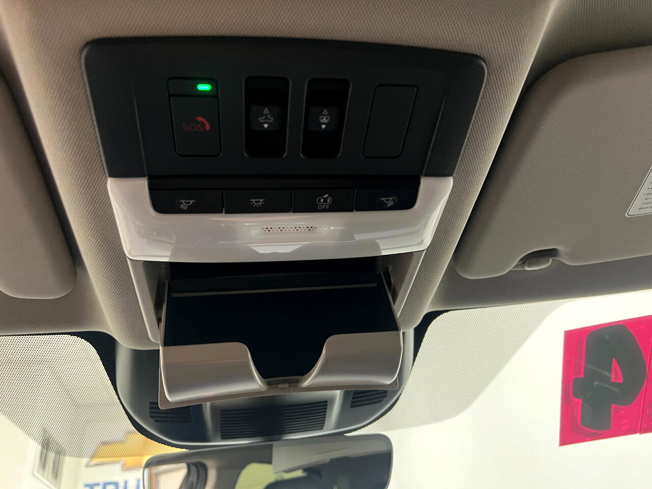 Used 2024 Nissan Rogue SL w/ SL Premium Package image 43