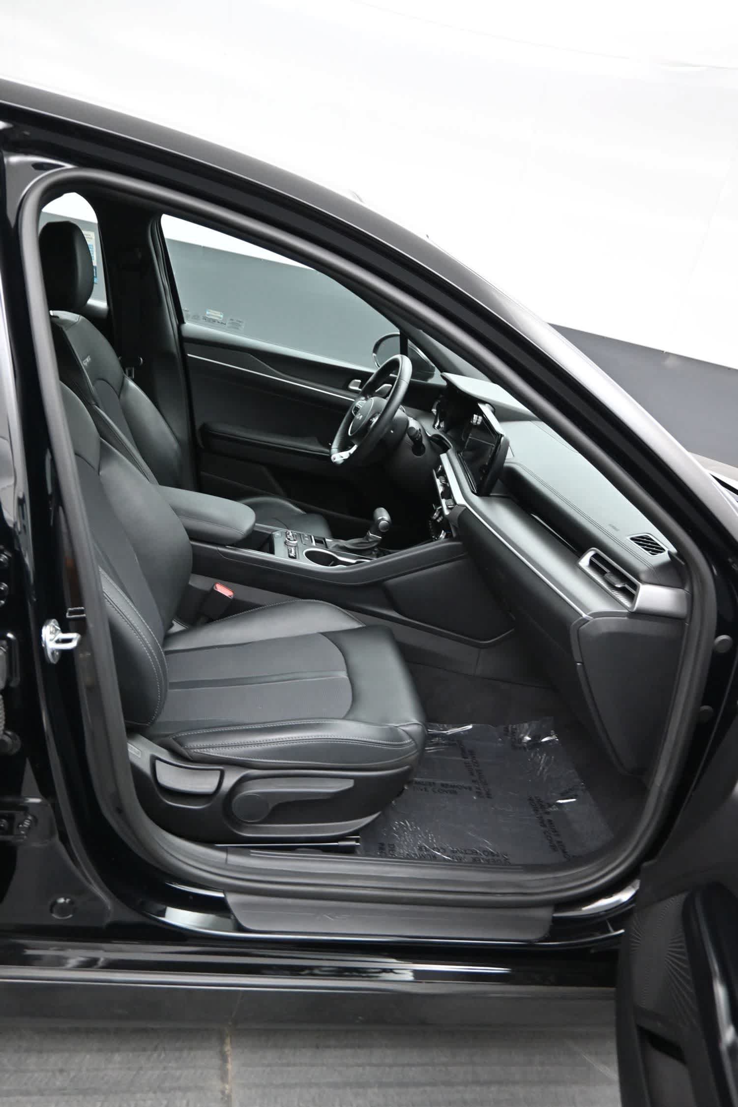 Used 2022 Kia K5 GT-Line w/ GT-Line Awd Premium Package image 11