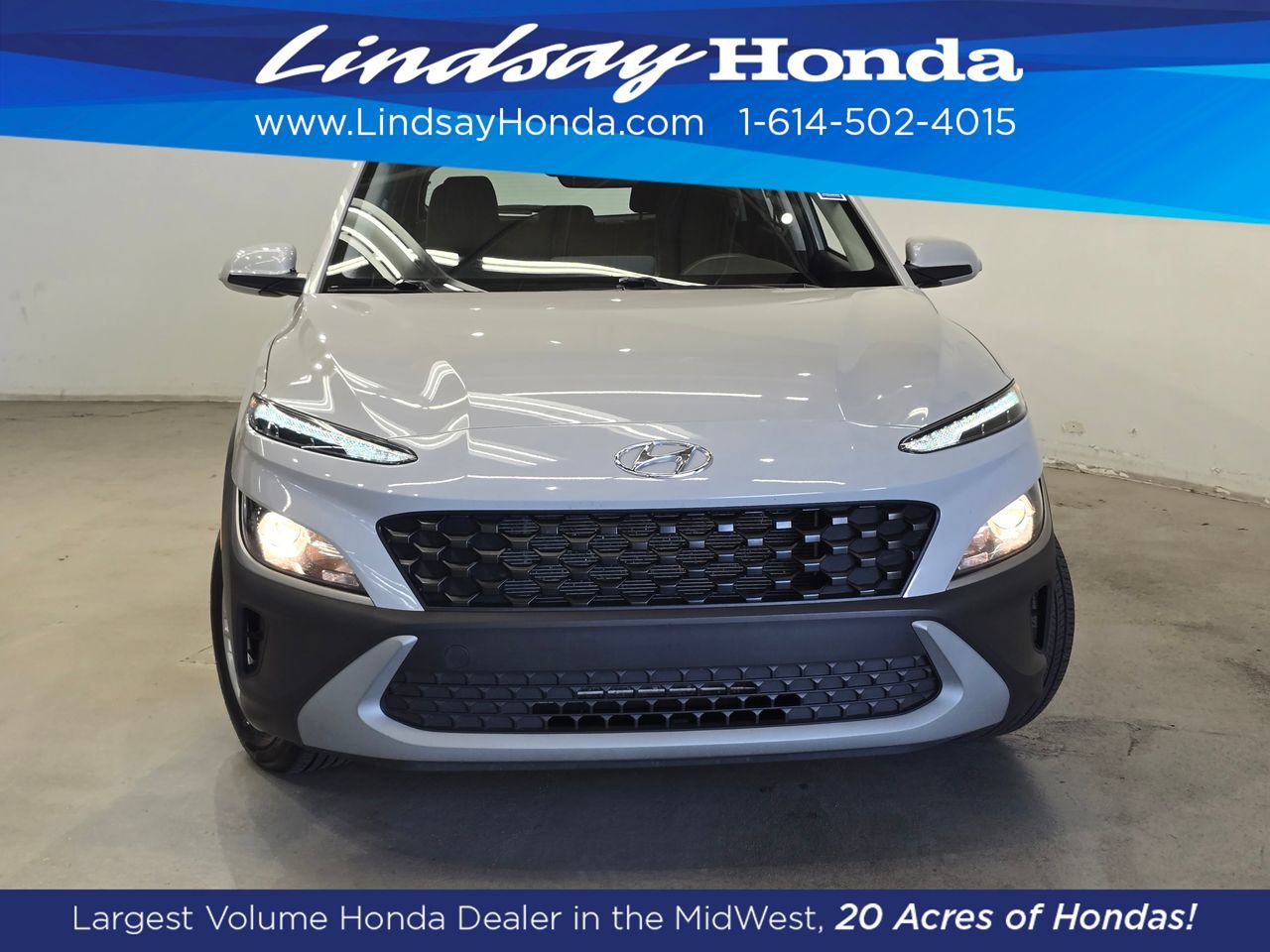 Used 2023 Hyundai Kona SE AWD/4WD image 2