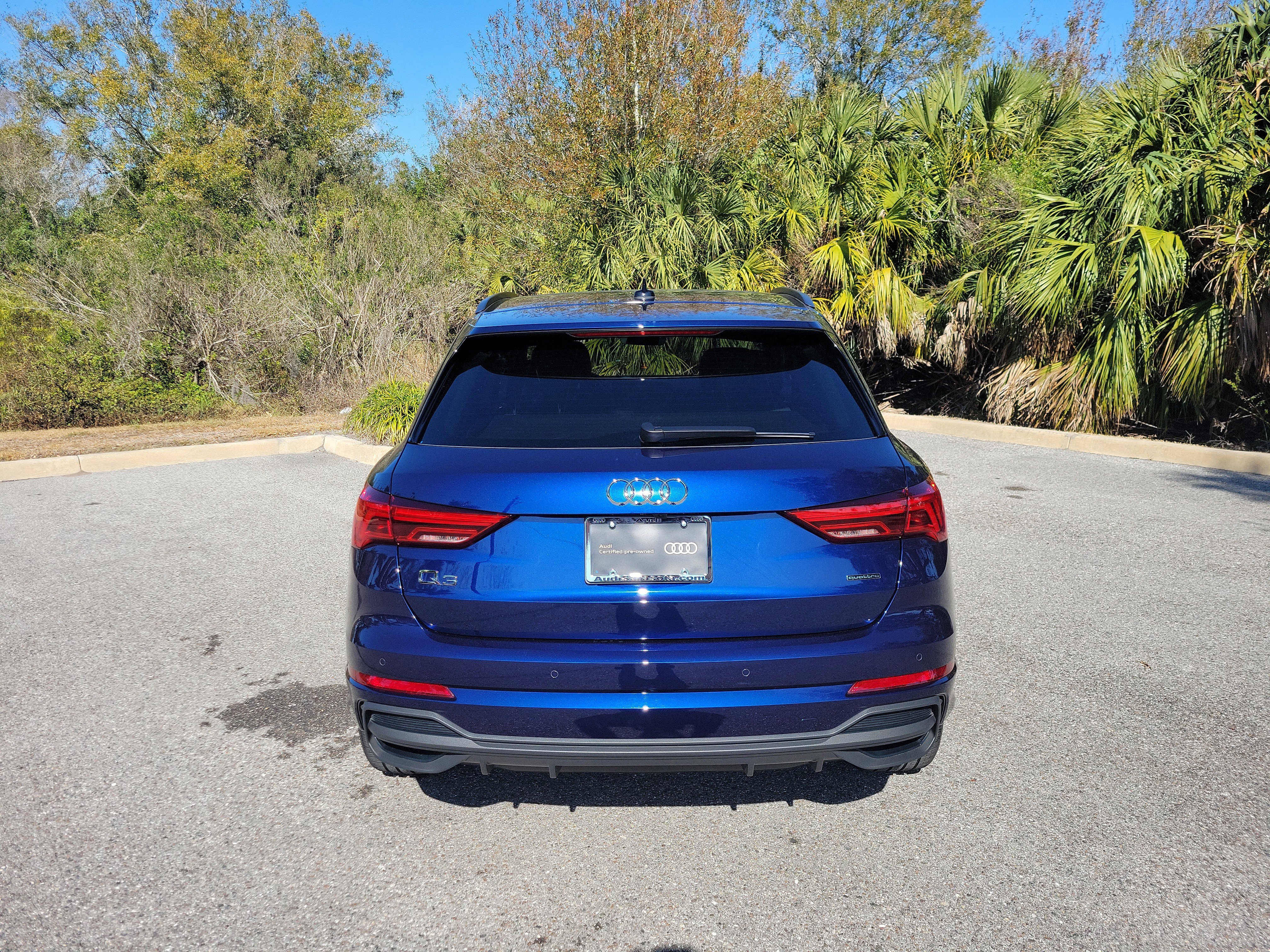 Certified 2025 Audi Q3 2.0T Premium w/ Convenience Package AWD/4WD image 7