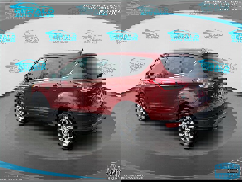 Used 2015 Ford Escape SE image 8