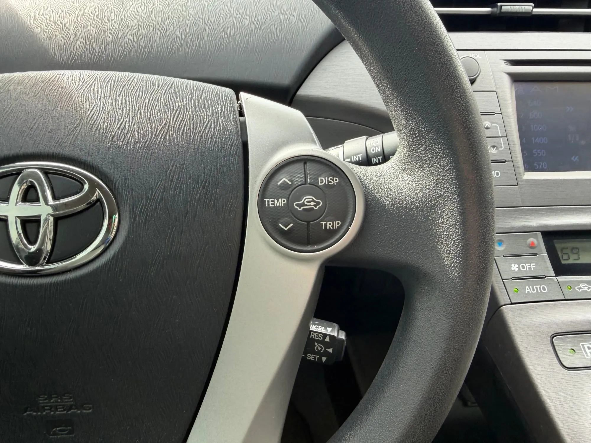 Used 2014 Toyota Prius Two image 22