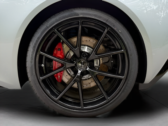 Used 2025 Lotus Emira RWD image 11