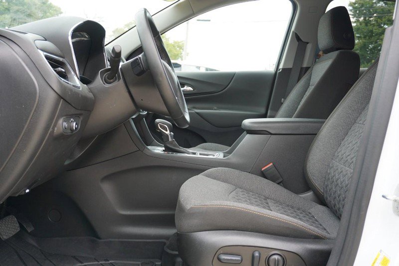 Used 2023 Chevrolet Equinox LT image 22