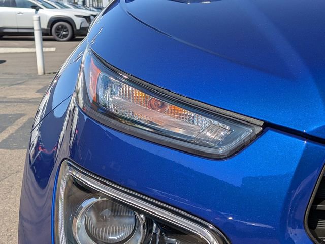 Used 2025 Hyundai Venue Limited image 6