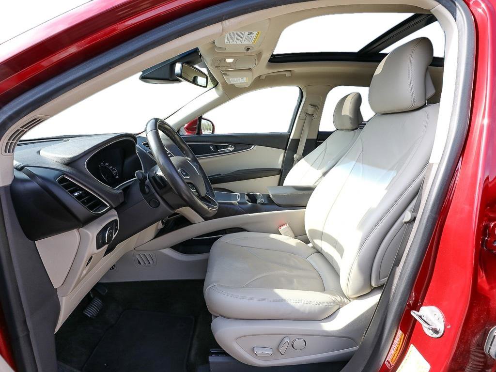 Used 2018 Lincoln MKX Reserve image 11