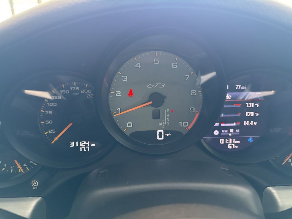 Used 2018 Porsche 911 GT3 image 40