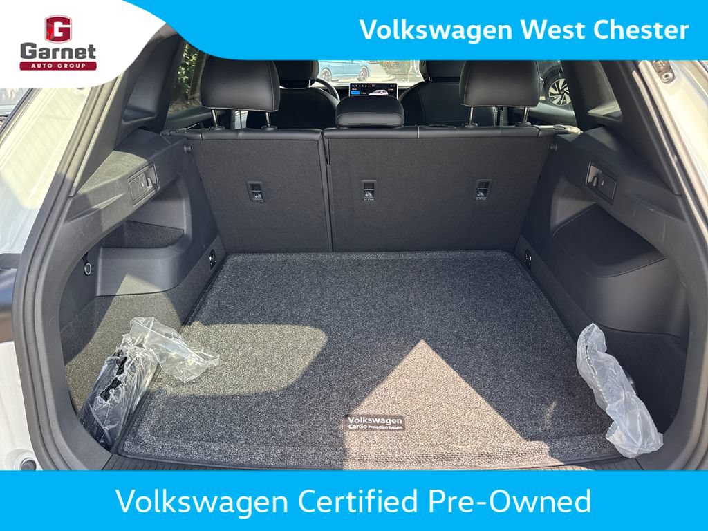 Certified 2025 Volkswagen Tiguan SE R-Line AWD/4WD image 14
