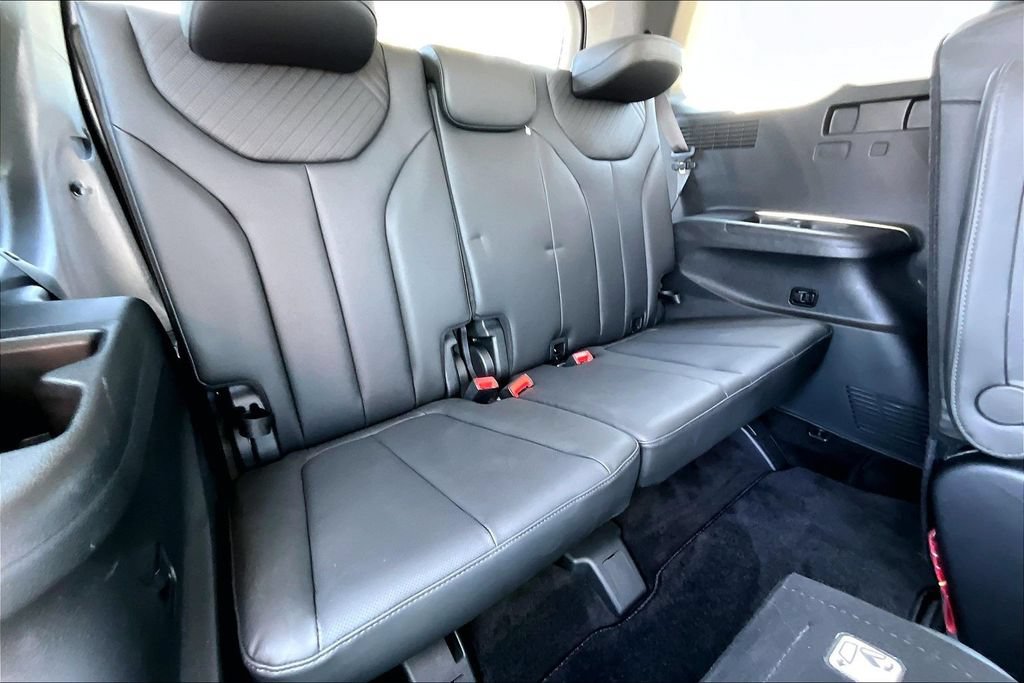 Used 2024 Hyundai Palisade SEL FWD image 26
