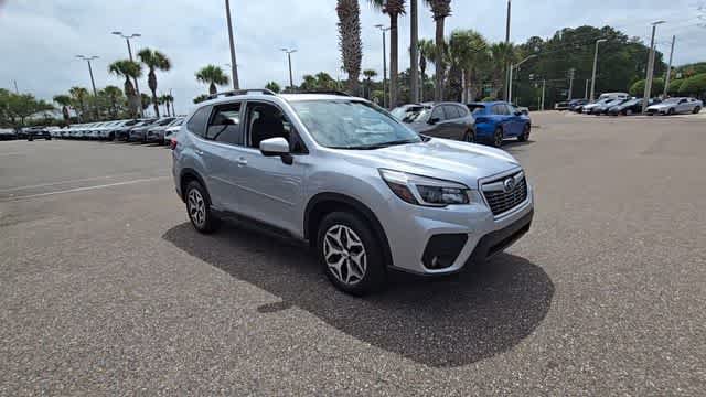 Used 2021 Subaru Forester Premium AWD/4WD image 2