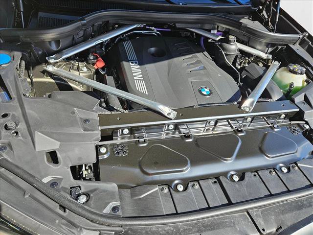 Used 2026 BMW X5 sDrive40i w/ M Sport Package RWD image 17