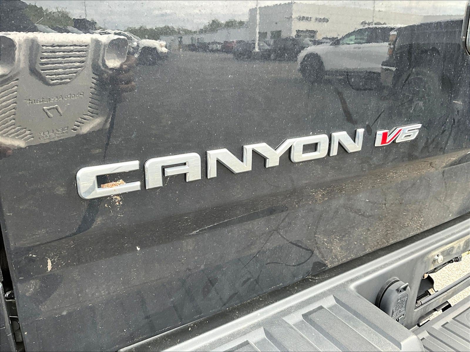 Used 2020 GMC Canyon SLE w/ Elevation Edition AWD/4WD image 25