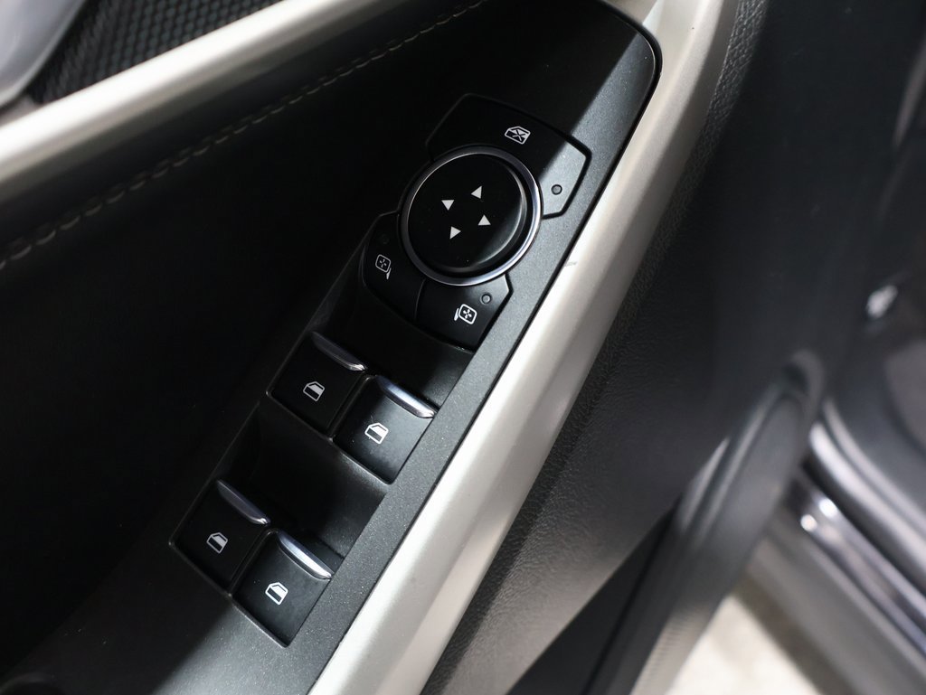 Used 2023 Ford Explorer XLT w/ Equipment Group 202A image 12