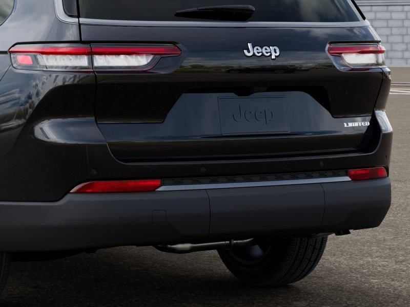 New 2026 Jeep Grand Cherokee L Limited w/ Limited Altitude Package RWD image 13