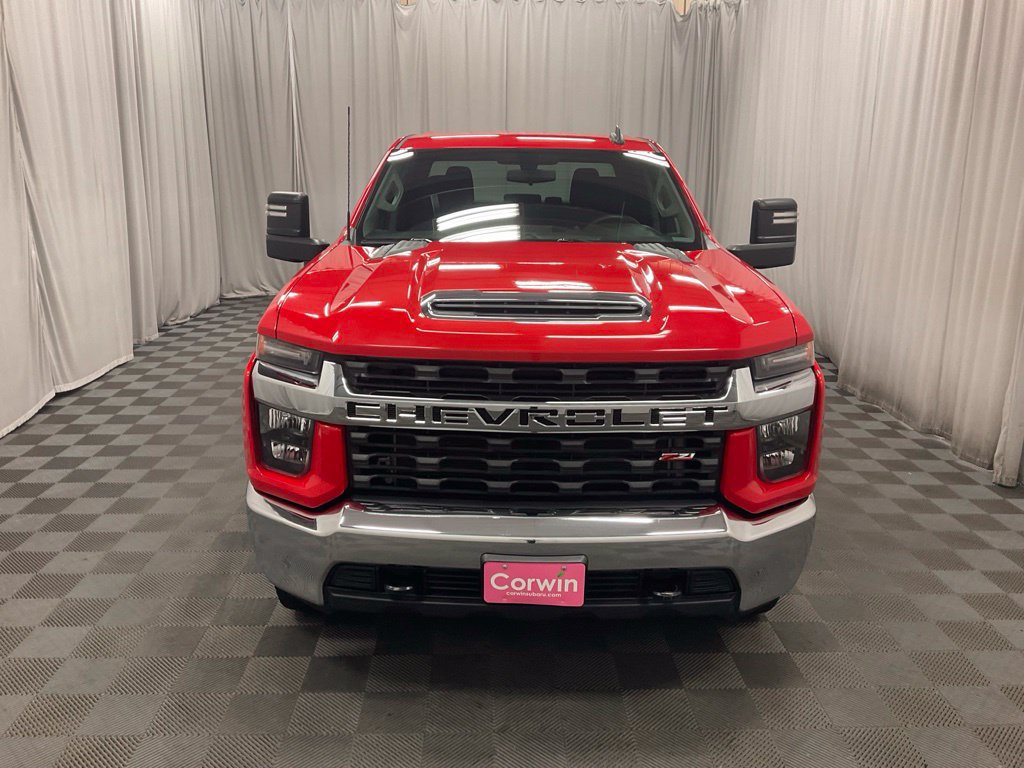 Used 2022 Chevrolet Silverado 3500 LT AWD/4WD image 2