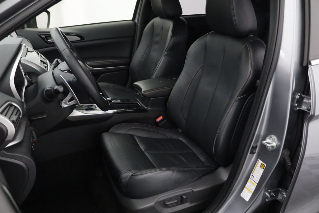 Used 2019 Mitsubishi Eclipse Cross SEL AWD/4WD image 14