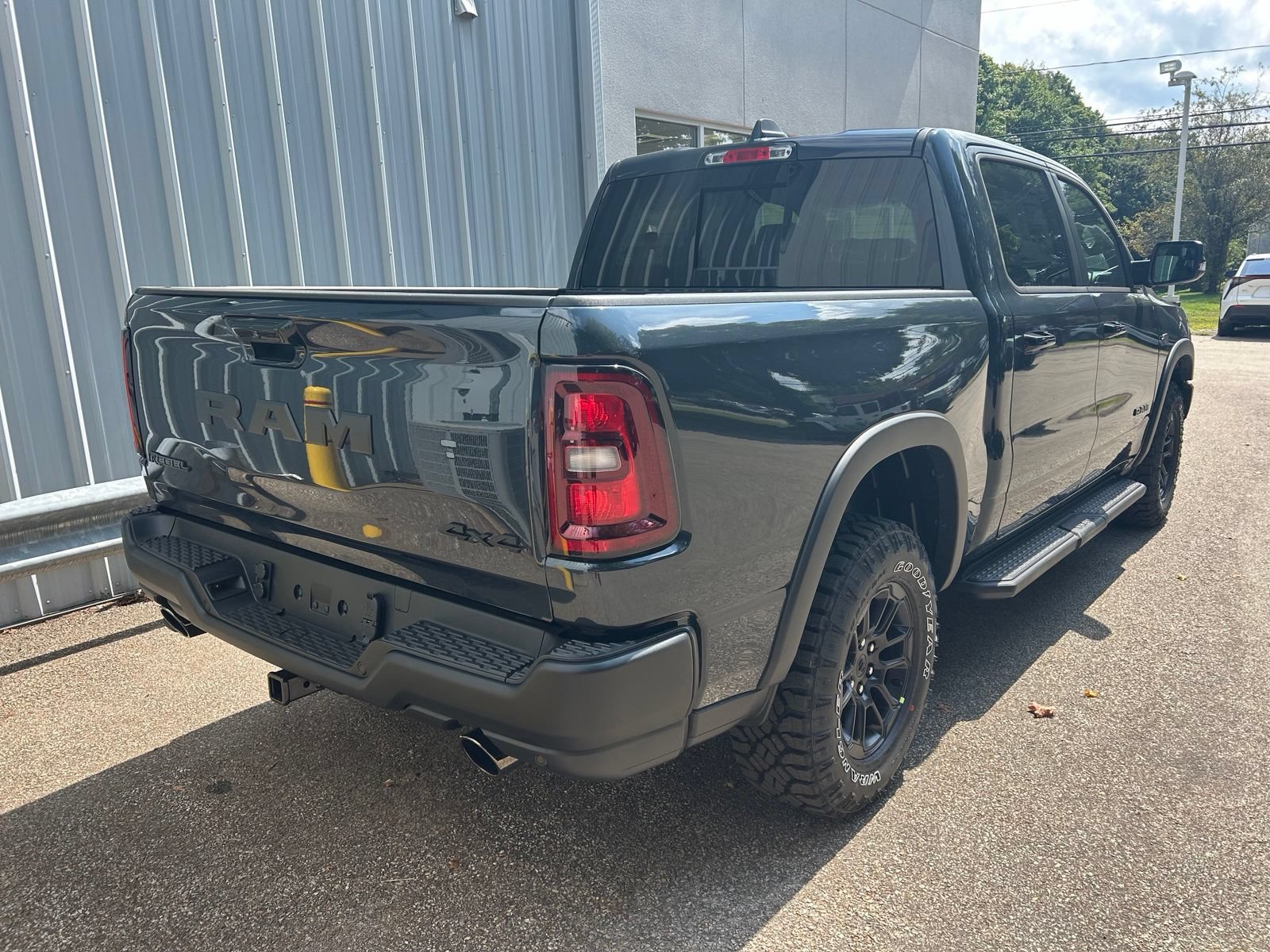 New 2027 RAM 1500 Rebel w/ Rebel Level 2 Equipment Group AWD/4WD image 5