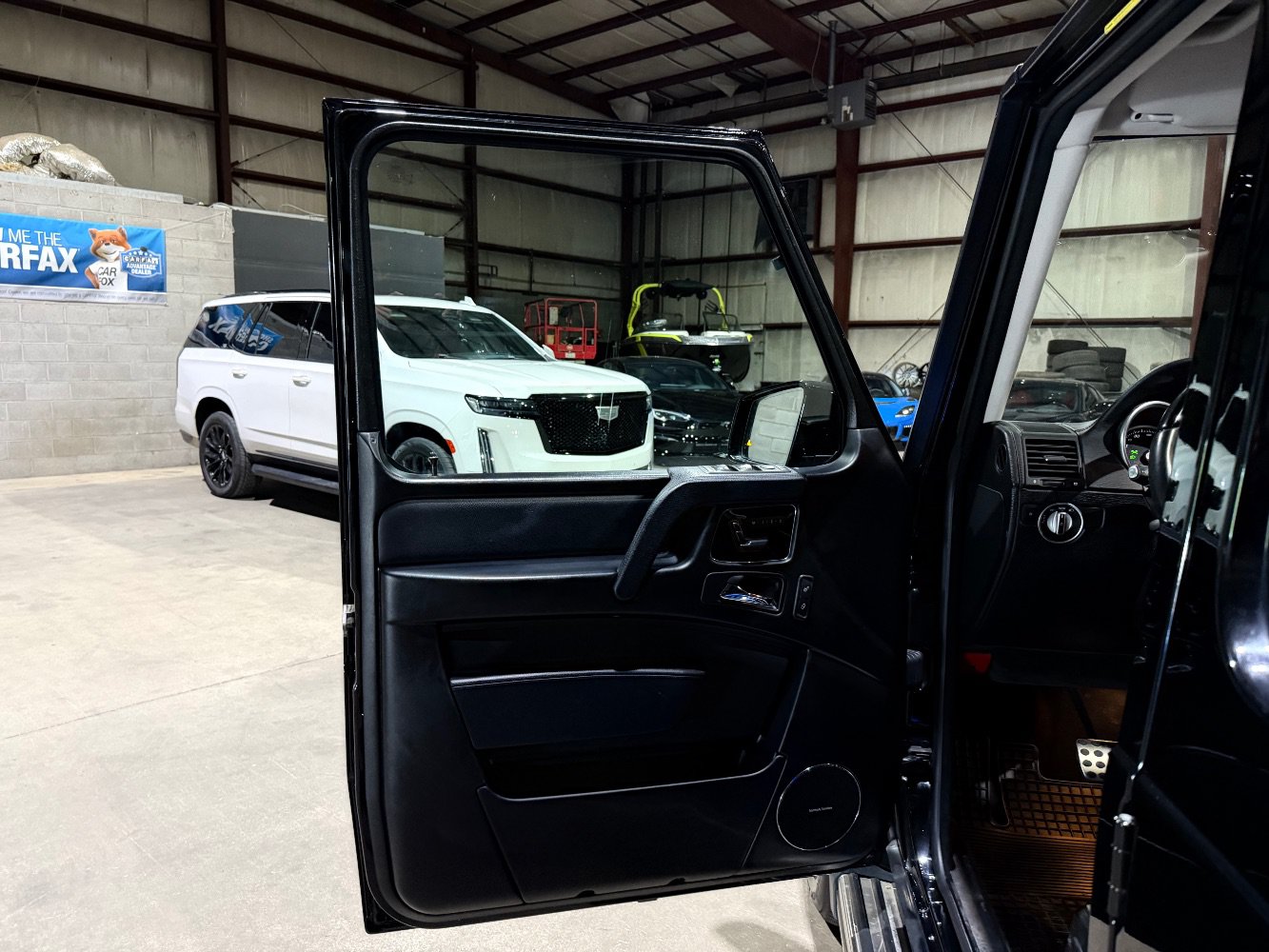 Used 2016 Mercedes-Benz G 550 image 11