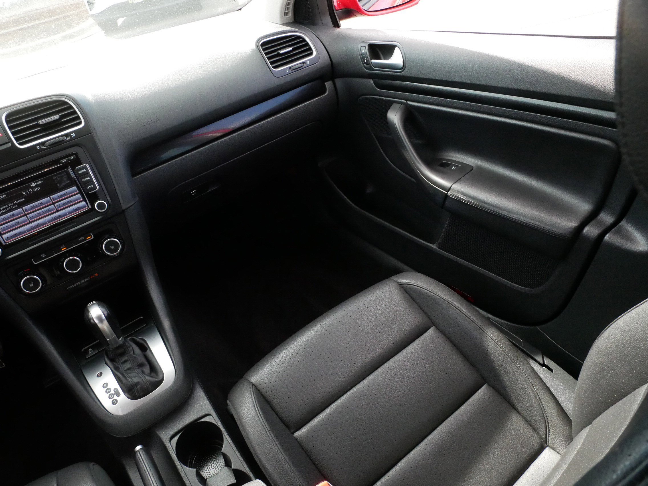 Used 2013 Volkswagen Jetta TDI image 11