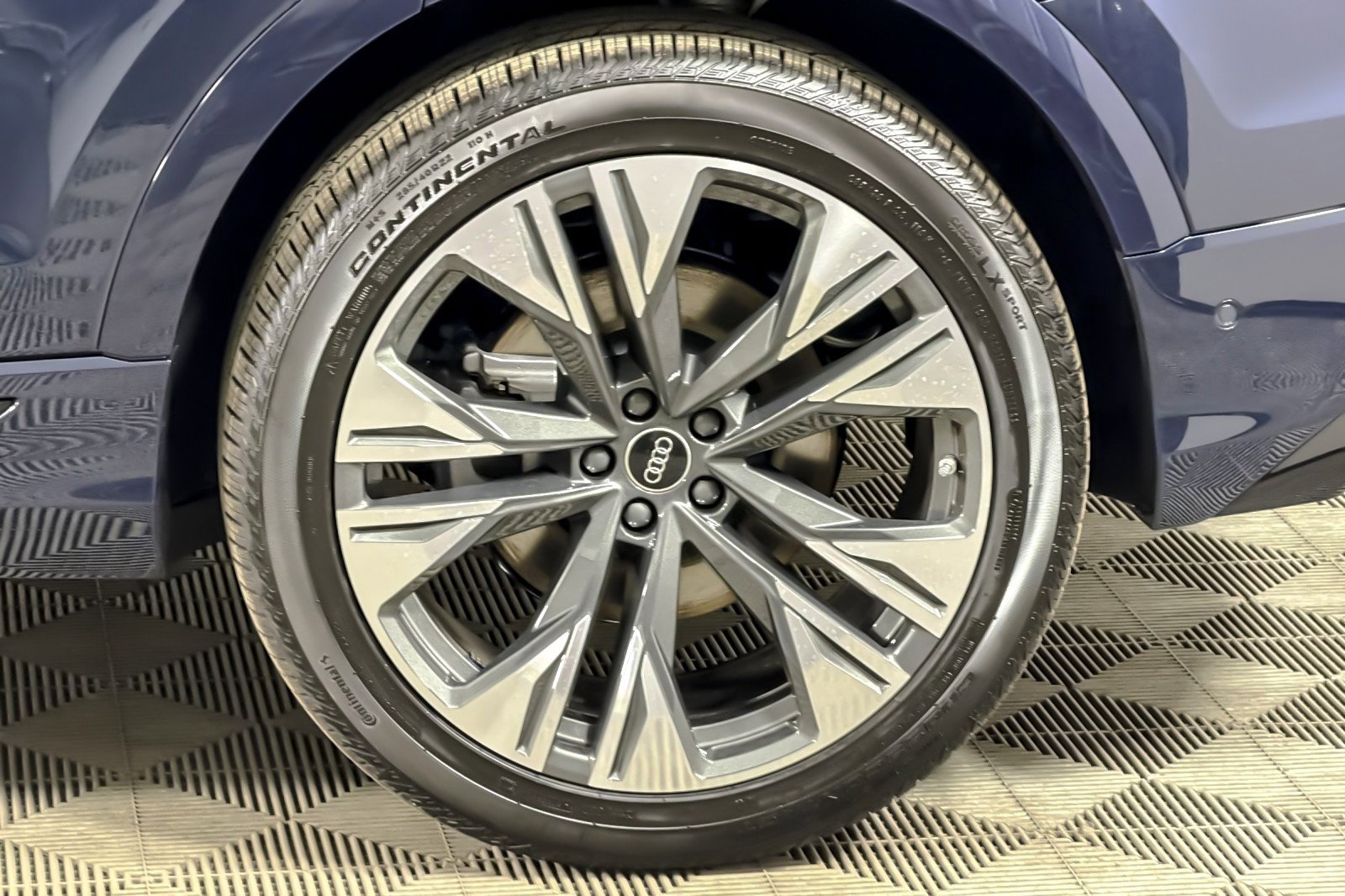 New 2026 Audi Q8 Premium Plus AWD/4WD image 23