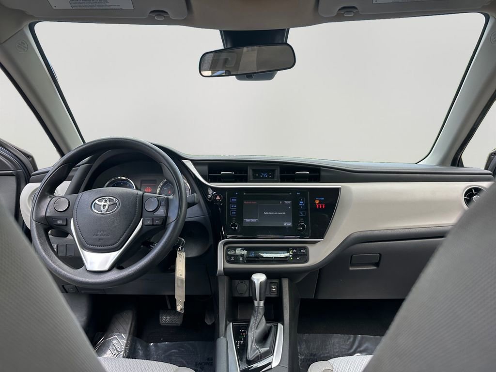 Used 2019 Toyota Corolla LE FWD image 10