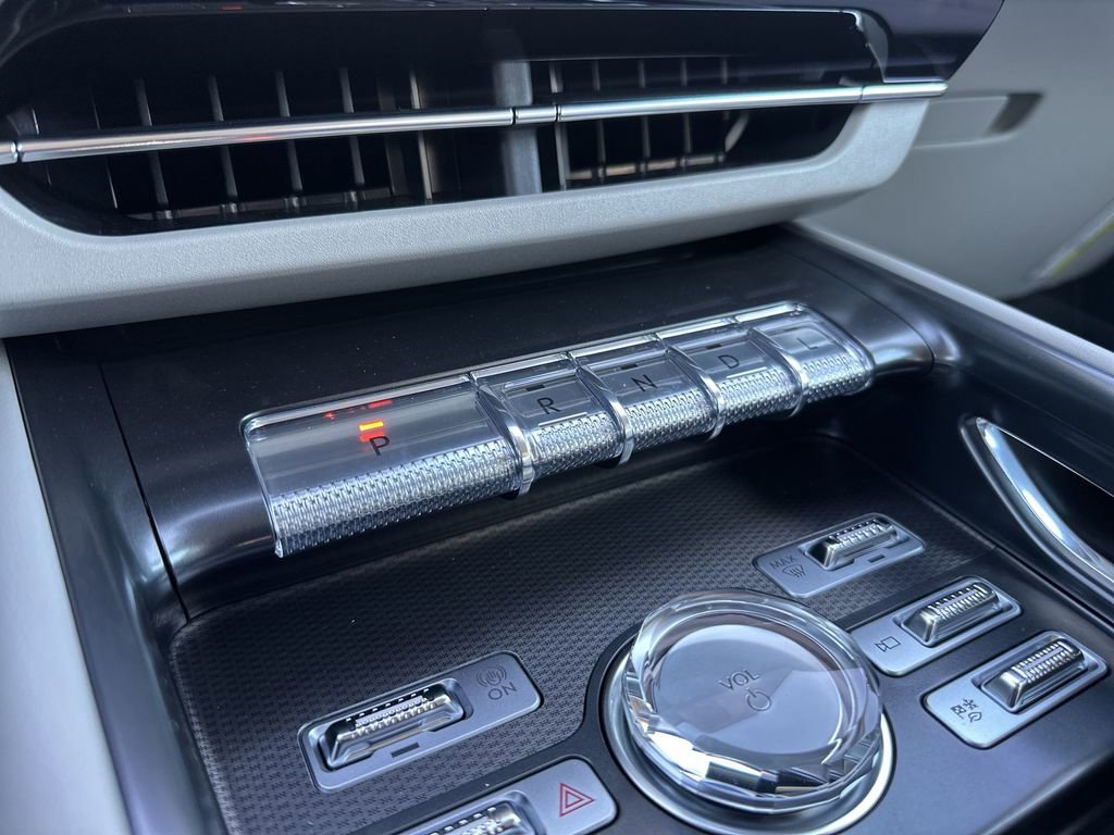 New 2026 Lincoln Nautilus Premier image 20