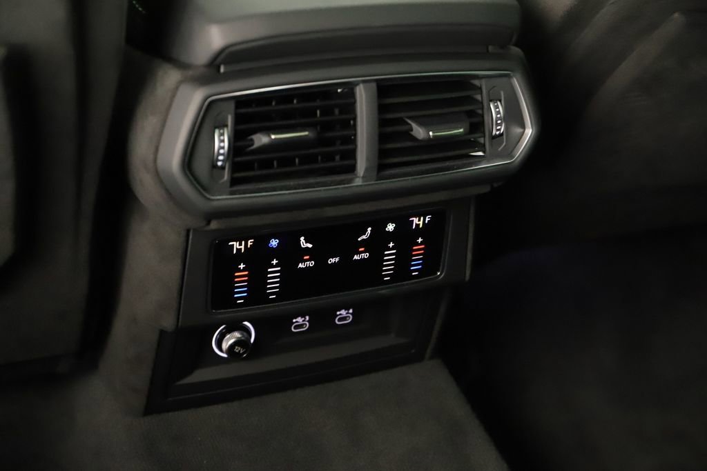 Used 2024 Lamborghini Urus S image 22