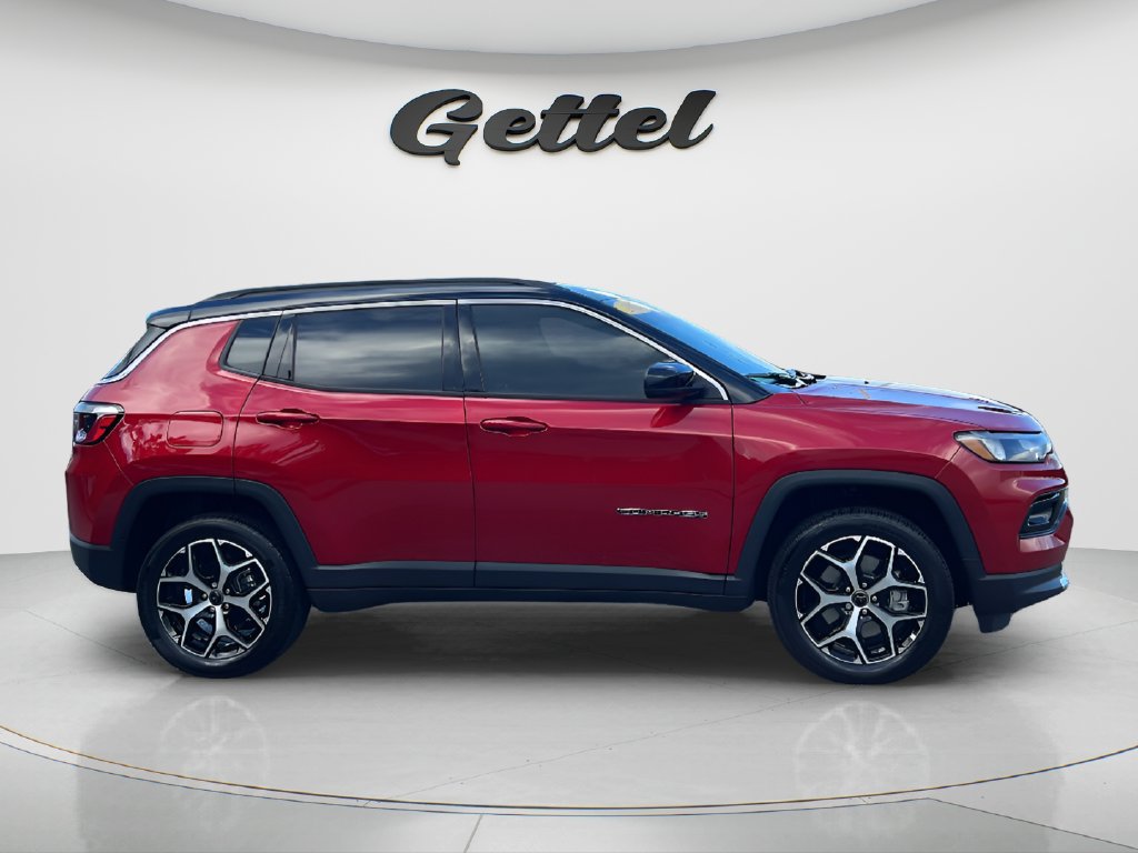 Used 2026 Jeep Compass Limited AWD/4WD image 4
