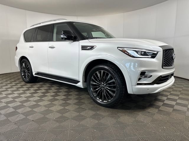 Used 2021 INFINITI QX80 Premium Select w/ All-Season Package image 2