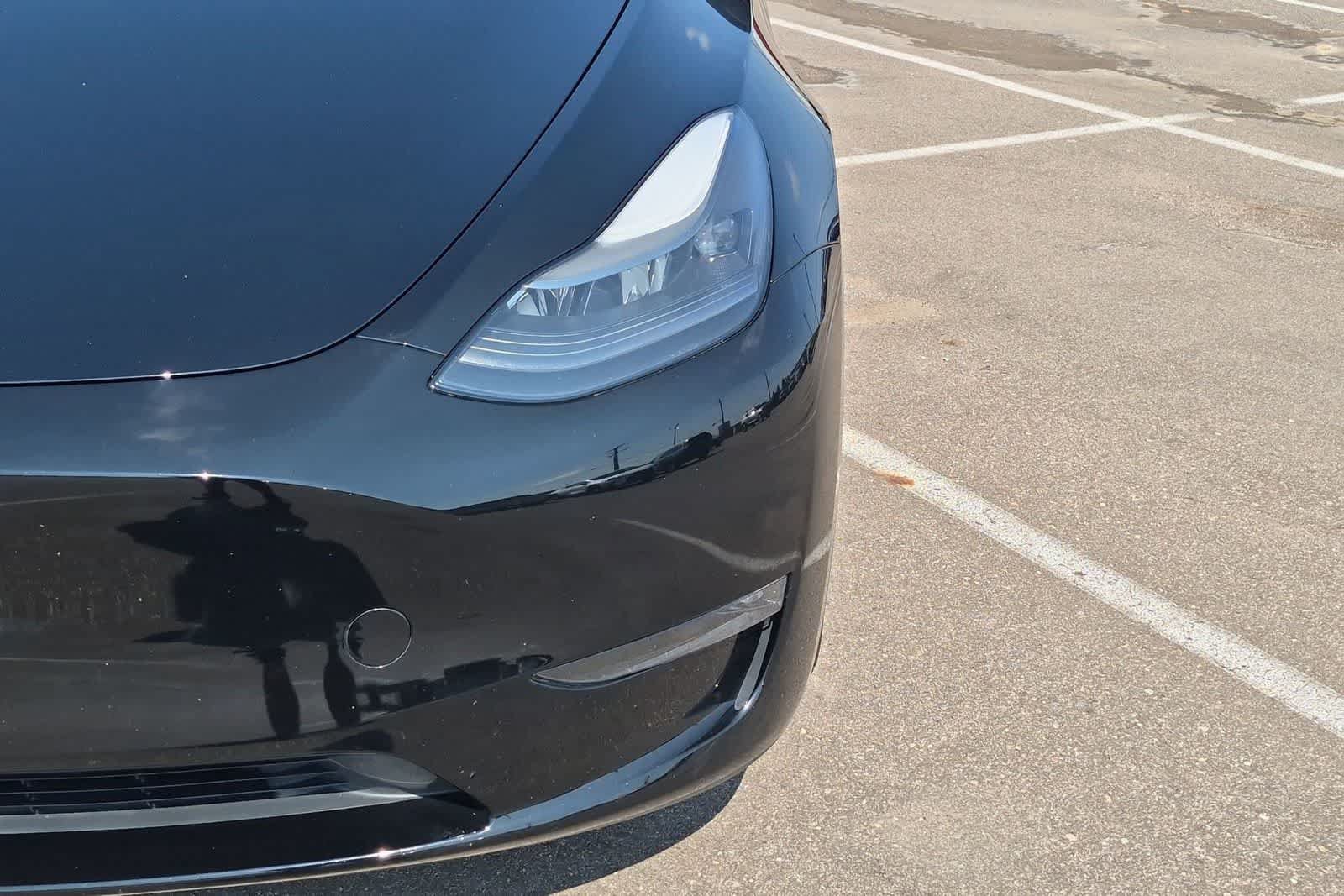 Used 2023 Tesla Model Y Performance AWD/4WD image 10