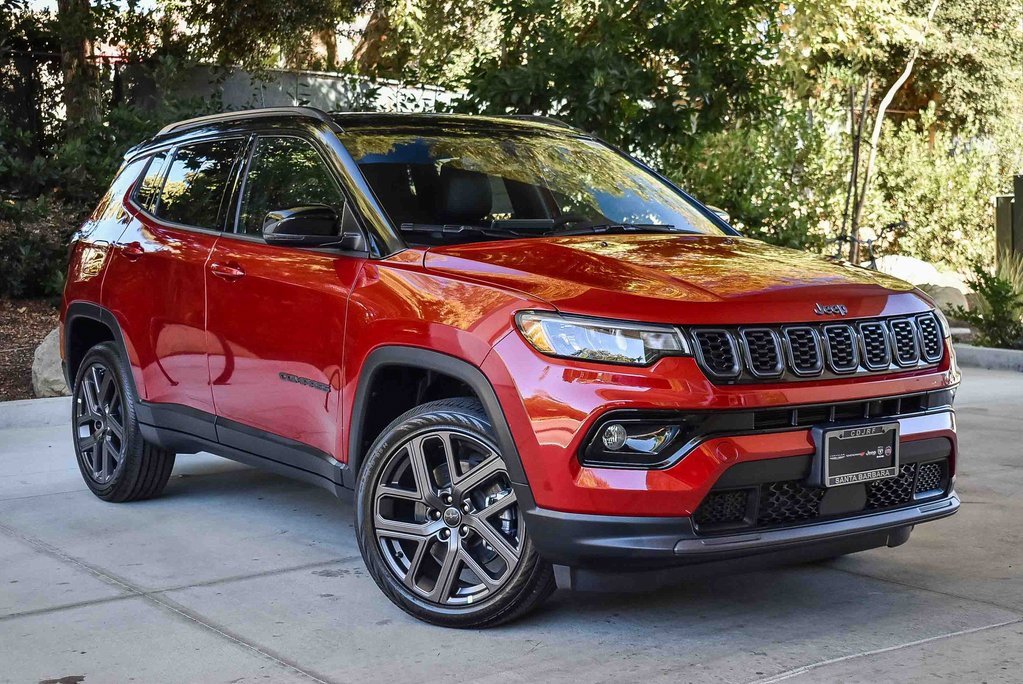 New 2026 Jeep Compass Limited image 1
