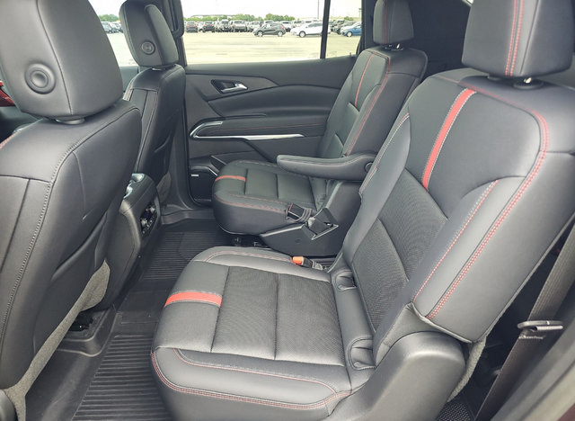 Used 2024 Chevrolet Traverse RS w/ LPO, Floor Liner Package FWD image 10