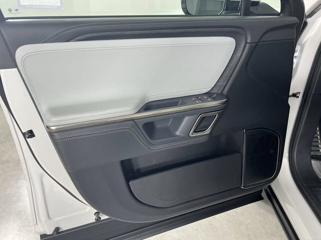 Used 2024 Rivian R1T Adventure AWD/4WD image 21
