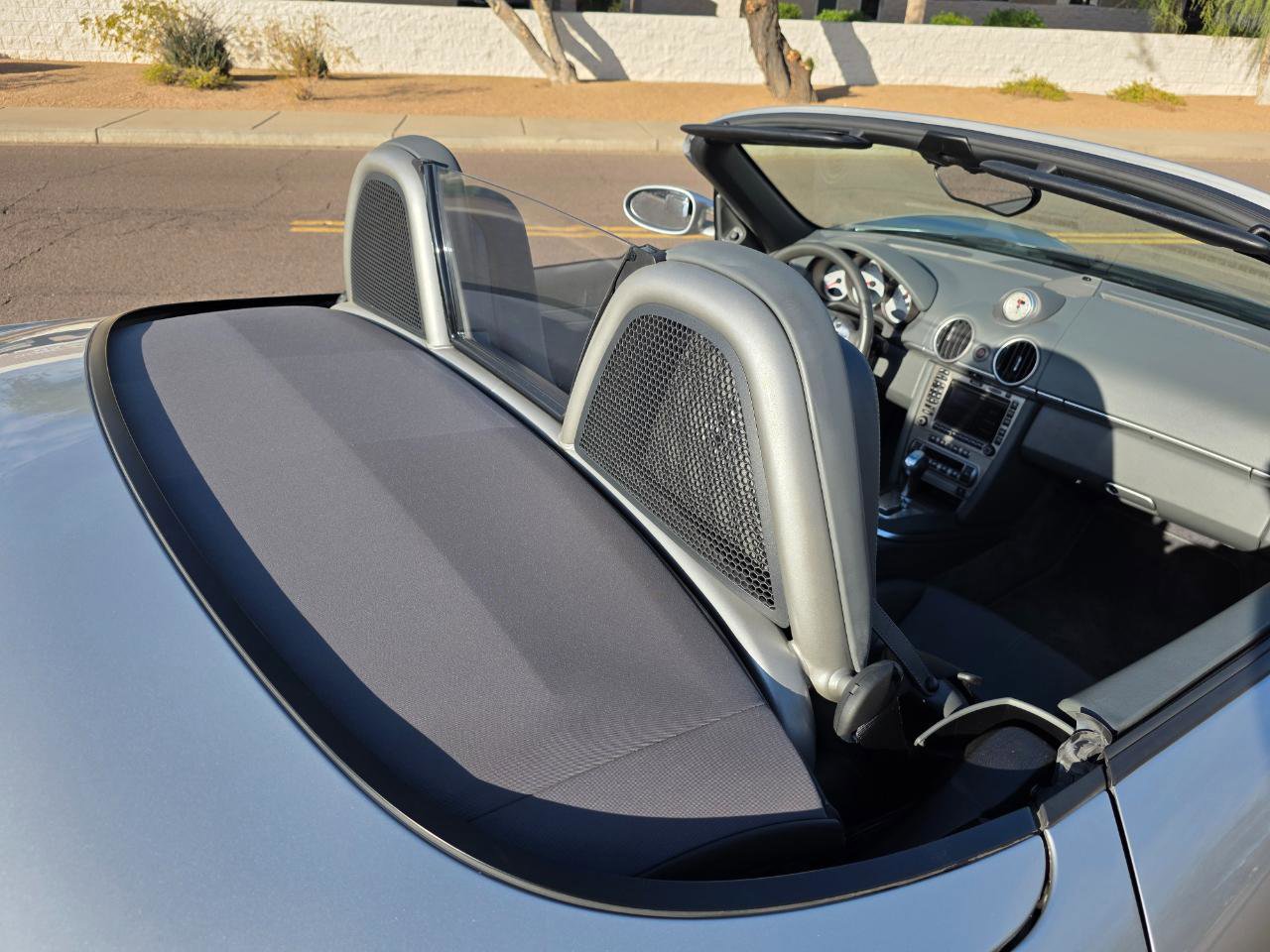 Used 2005 Porsche Boxster S image 24