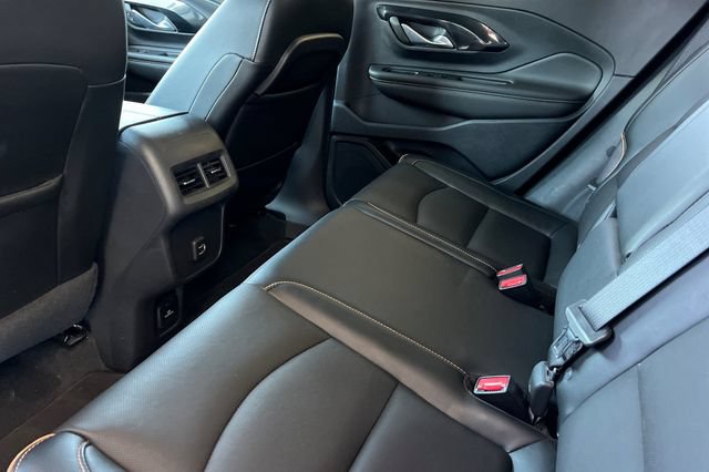 Used 2023 GMC Terrain AT4 w/ LPO, Cargo Package AWD/4WD image 14
